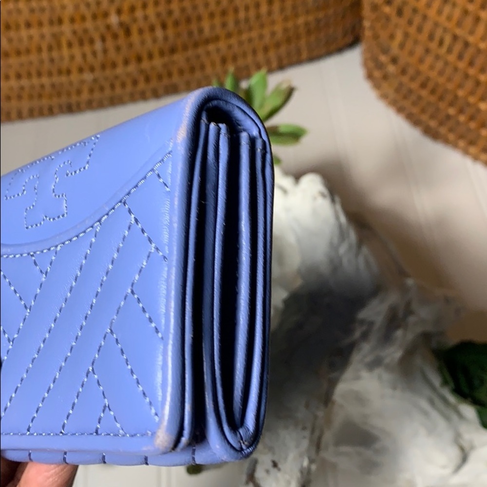 Tory Burch Quilted Small Wallet - Picture 7 of 9